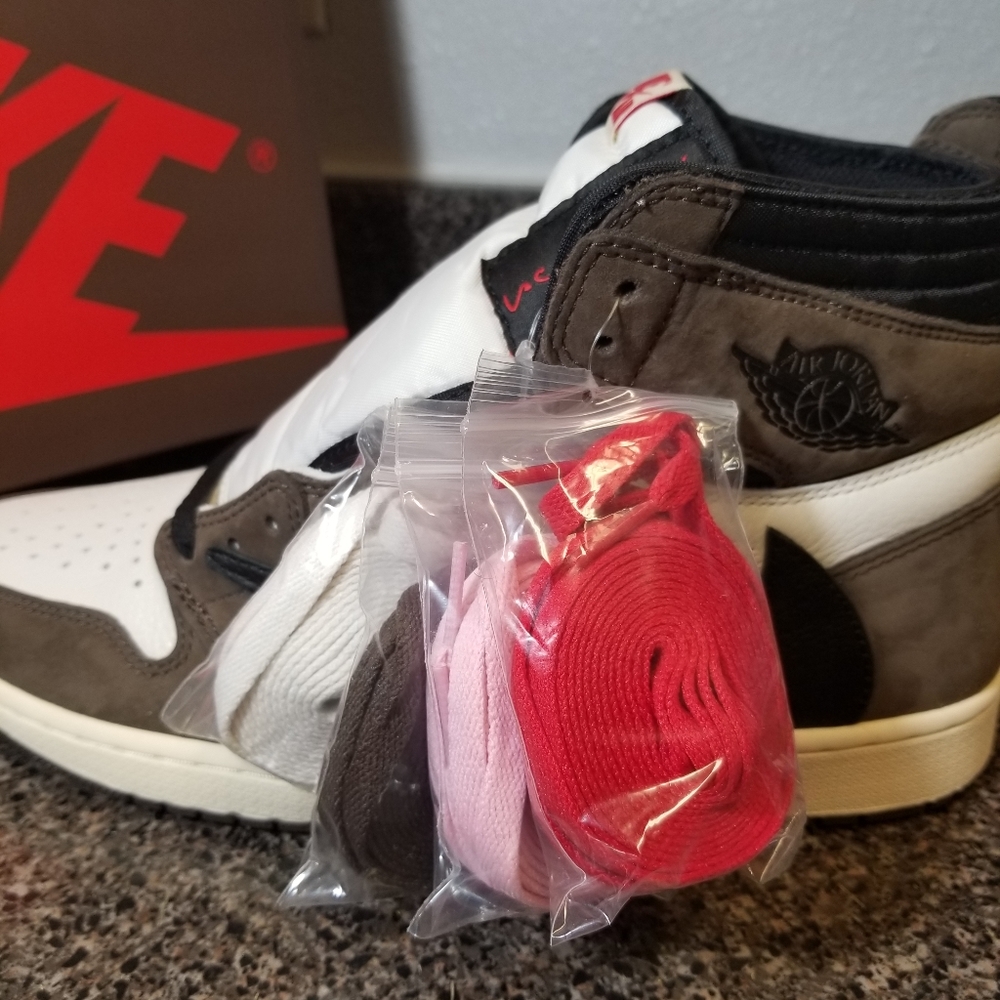 Nike Air Jordan 1 Travis Scott Retro OG CD4487 100 - Picture 5 of 8